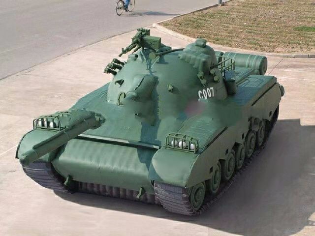 玉州小型军事坦克